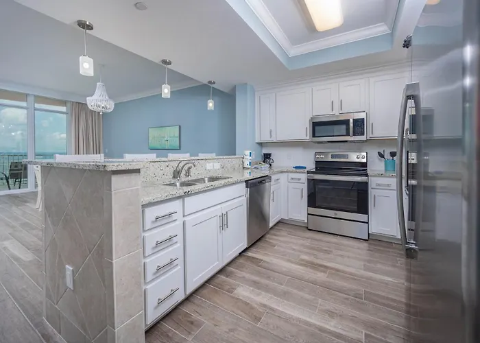 Phoenix Gulf Towers 1802 Apartment