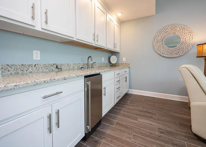Phoenix Gulf Towers 1802 Apartment *