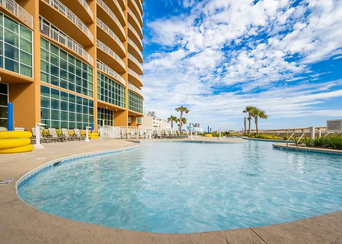 Phoenix Gulf Towers 1802 Apartment