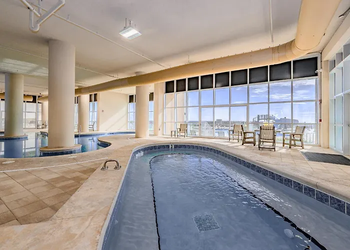 Phoenix Gulf Towers 1802